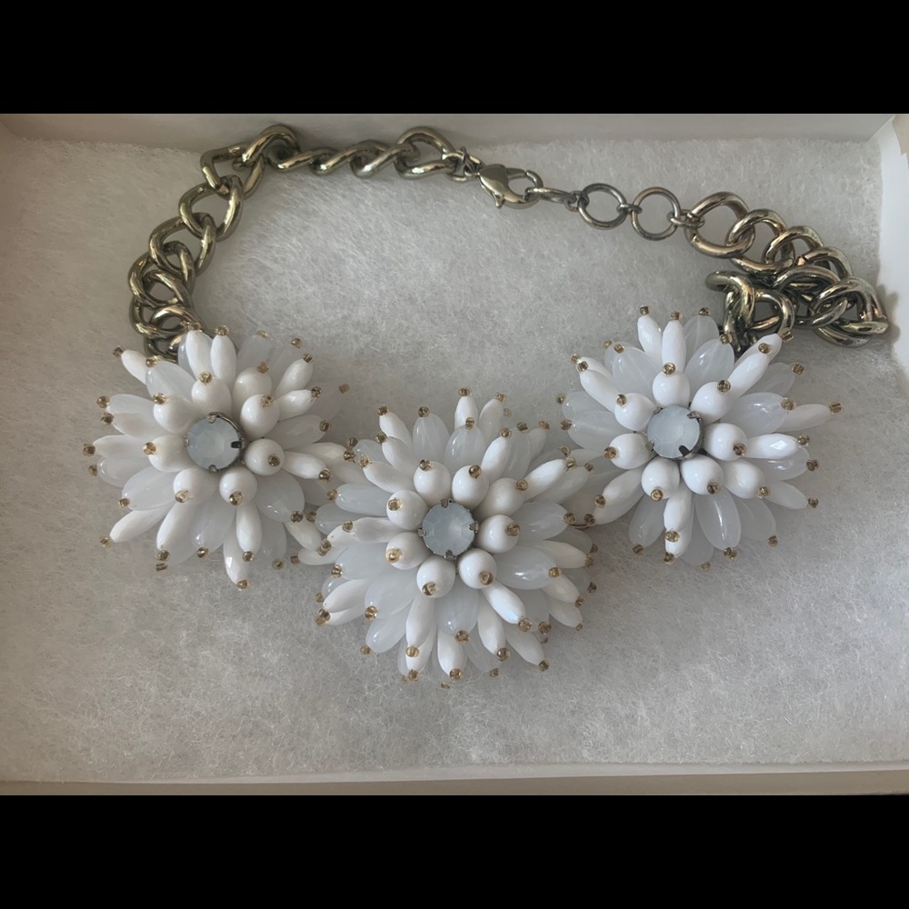 Banana Republic necklace